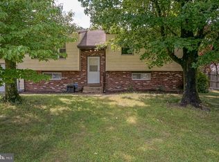 13 Cains Mill Rd, Williamstown, NJ 08094