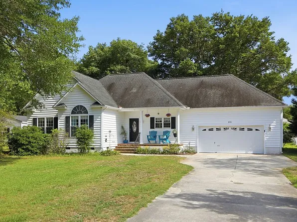 406 Neptune Dr, Cape Carteret, NC 28584