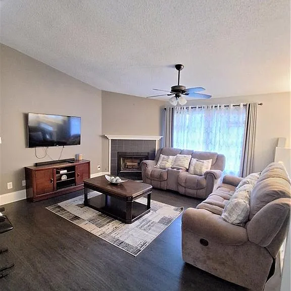 1142 Riverside Trce — Photo 8