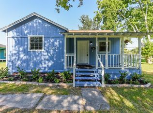 504 S 5th St, La Porte, TX 77571