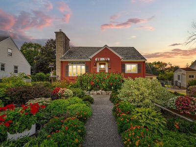 1124 8th Ave SW, Faribault, MN, 55021