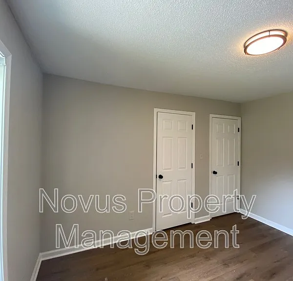 51 Connie Dr — Photo 22