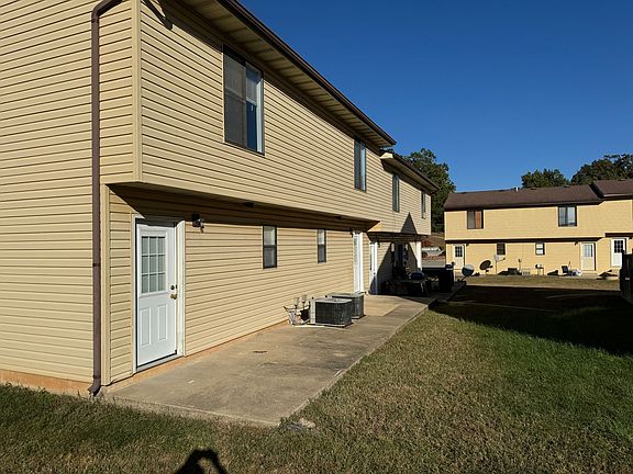 3rd image of 162 Vickie Lynn Ln #A