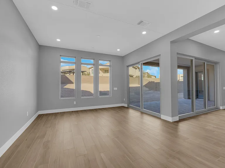 10648 Stone Ledge Ave — Photo 15