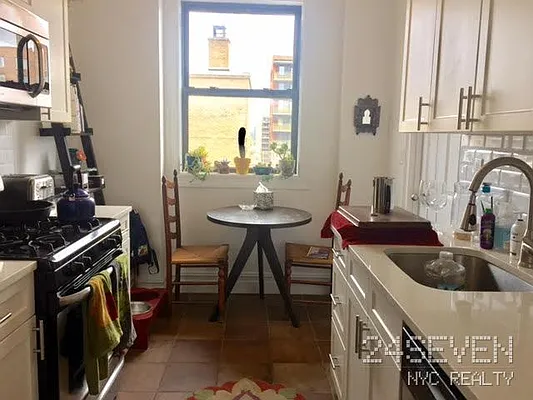 Rented by 24 7 NYC Realty Inc. | media 53