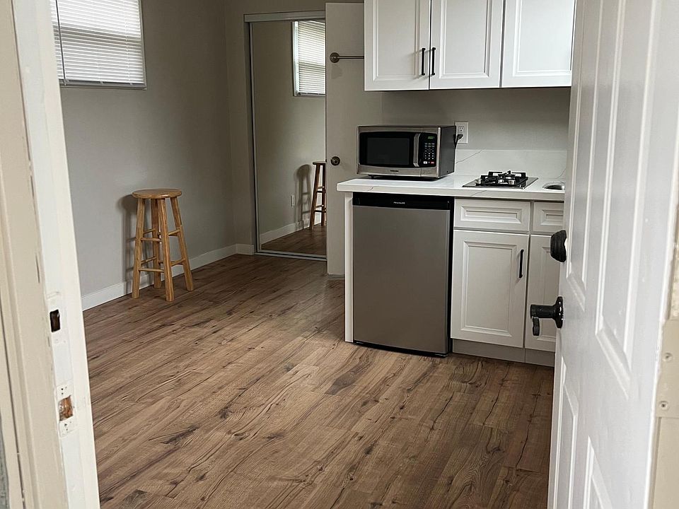 1st image of 5084 Mansfield St