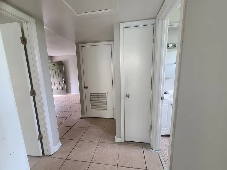 3818 Almeda St #A — Photo 4