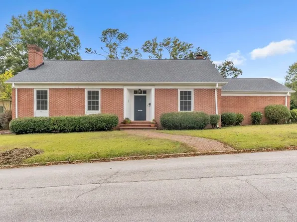 116 Charles St, Greenwood, SC 29649