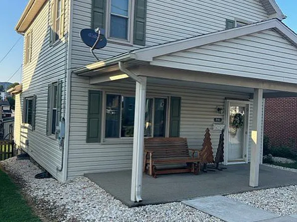 711 New St, Roaring Spring, PA 16673