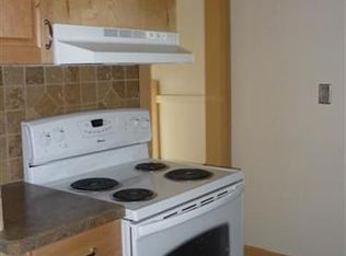 385 W Wilson St, Struthers, OH 44471