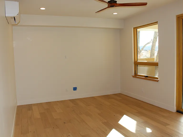 205 Two Rivers Rd #H — Photo 5