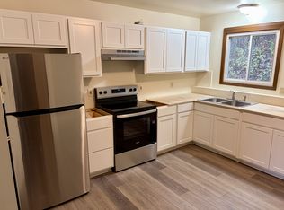 517 Wasson Ct #52, River Falls, WI 54022