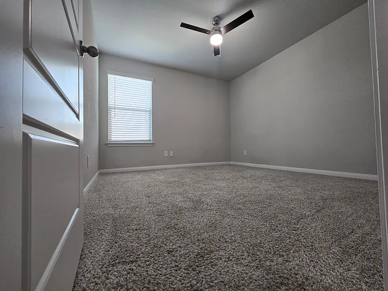 313 Caleb Ct — Photo 20