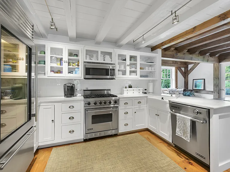 3 Fairfield Ln — Photo 12