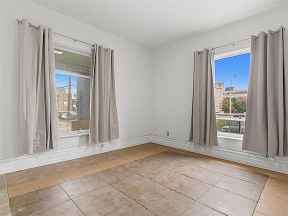 5th image of 9513 103rd Ave NW