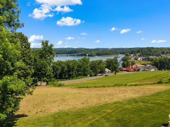 2492 Starboard Crst, Morristown, TN 37814