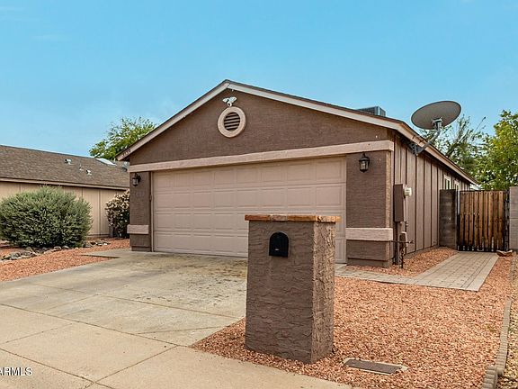 3rd image of 3139 W DONALD Drive