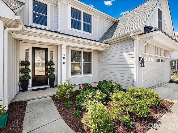 2nd image of 13810 Derby Farm Ln