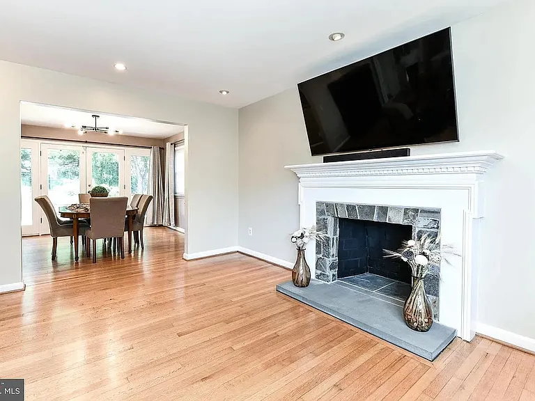 3806 N Wakefield St — Photo 5