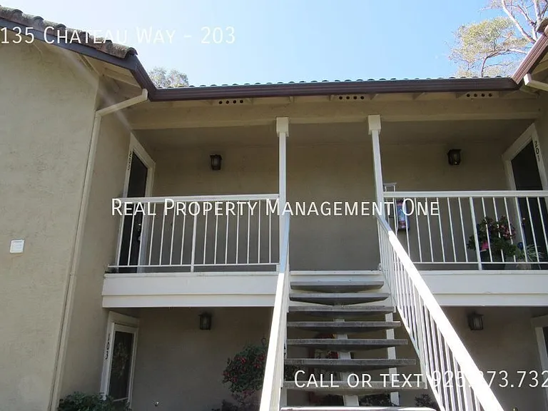 3135 Chateau Way #203 — Photo 3