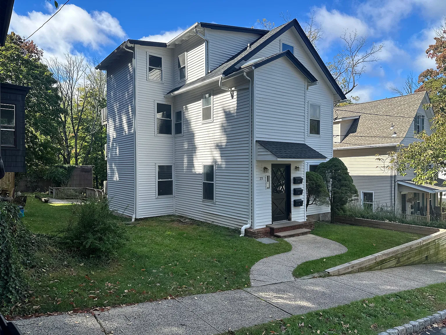 1 bed, 800 sqft, $2,400 — Photo 1