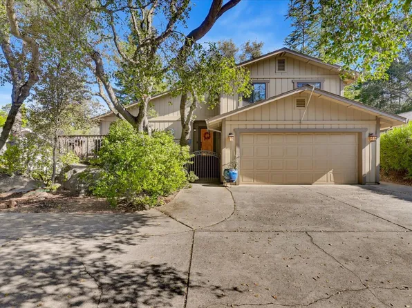 18454 Wildflower Dr, Penn Valley, CA 95946