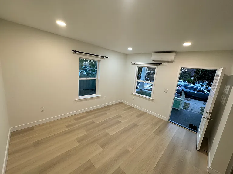 37172 Ash St — Photo 13