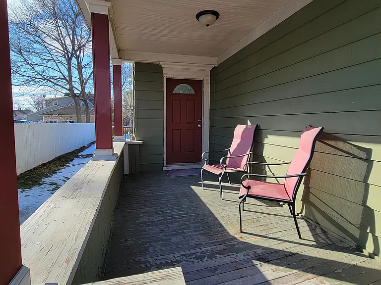 258 N Porter St — Photo 2