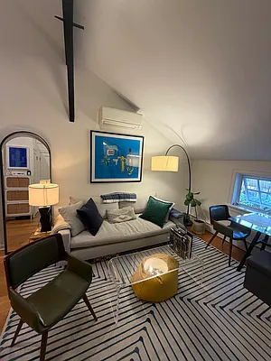 Living room, photo 1