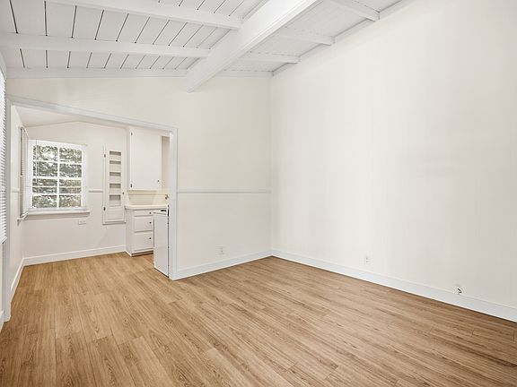 5th image of 935-937 Hancock Ave #1-2