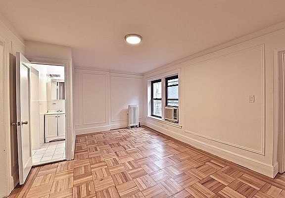 2nd image of 783 Lexington Ave #5B