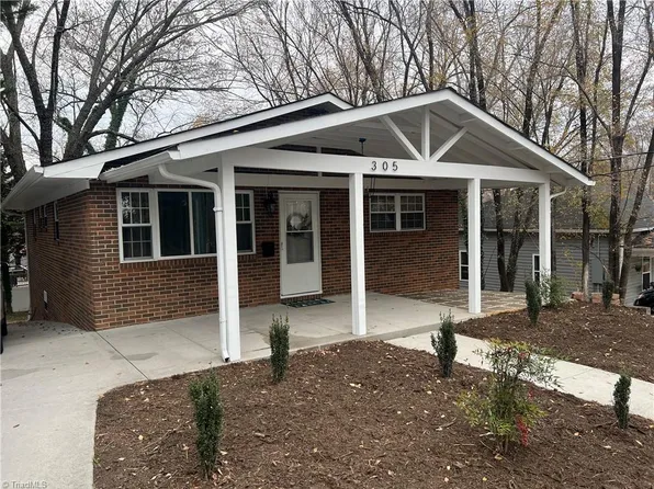 305 E Lebanon St, Mount Airy, NC 27030