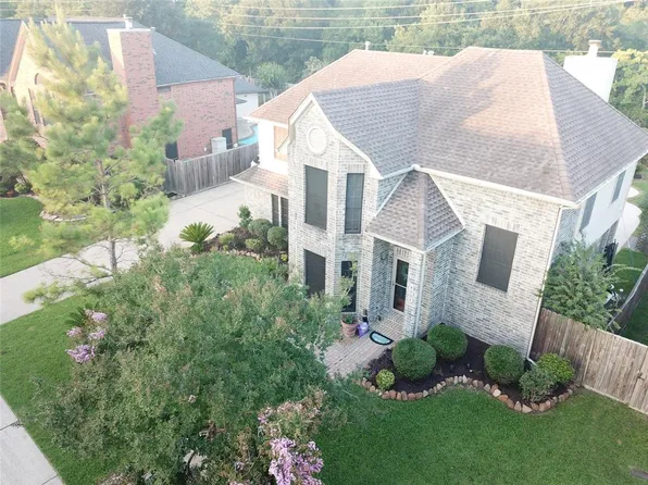 4231 Armand View Dr, Pasadena, TX 77505