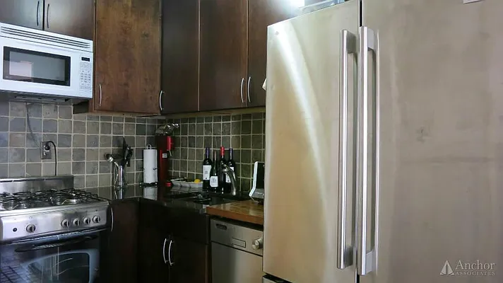 Rented by Anchor Associates | media 13