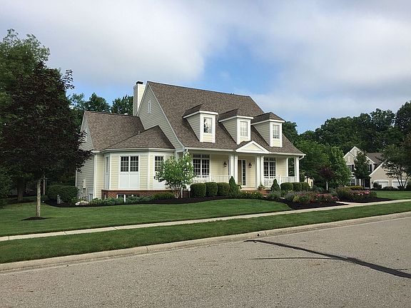 2nd image of 699 Matthews Brook Ln