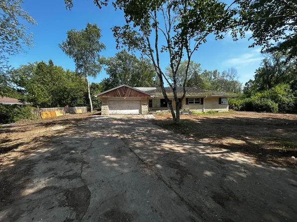 8728 North Spruce ROAD, River Hills, WI 53217