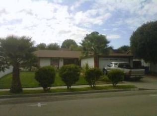 1720 Goodwin Dr, Vista, CA 92084