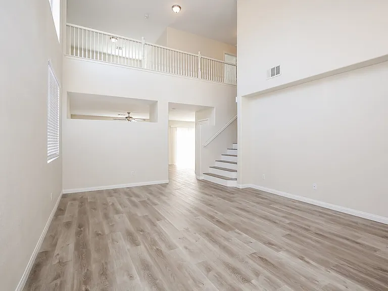 4137 Catalan Sails Ave — Photo 5