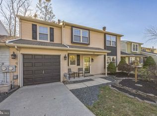 805 Westerly Dr, Marlton, NJ 08053