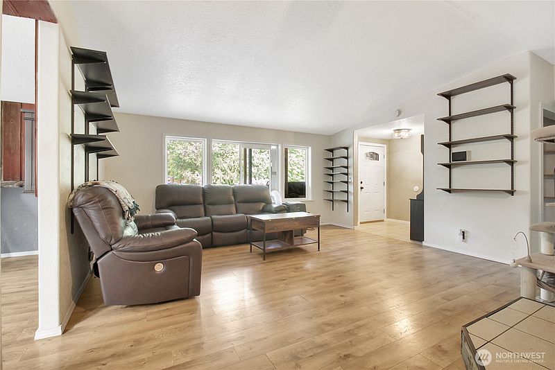 5th image of 31113 W Whitehorse Drive