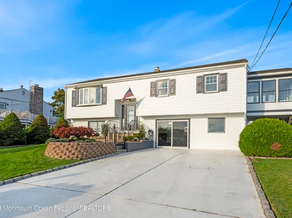 445 S Riverside Dr, Neptune, NJ 07753