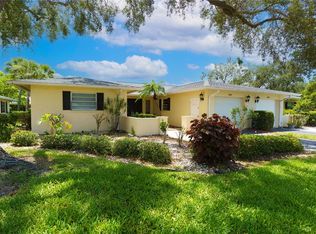 6891 W Country Club Ln, Sarasota, FL 34243