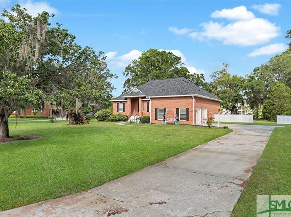 948 Sterling Rd, Richmond Hill, GA 31324