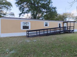 21098 Mixon Rd, Troup, TX 75789