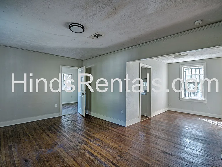 235 Dunbar St — Photo 15
