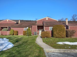 823 Lee Ln, Enola, PA 17025