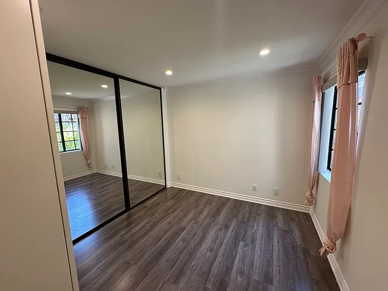 248 W Loraine St #201 — Photo 33