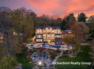 15074 Mercury Dr, Grand Haven, MI 49417