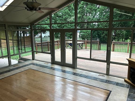 sun room / florida room