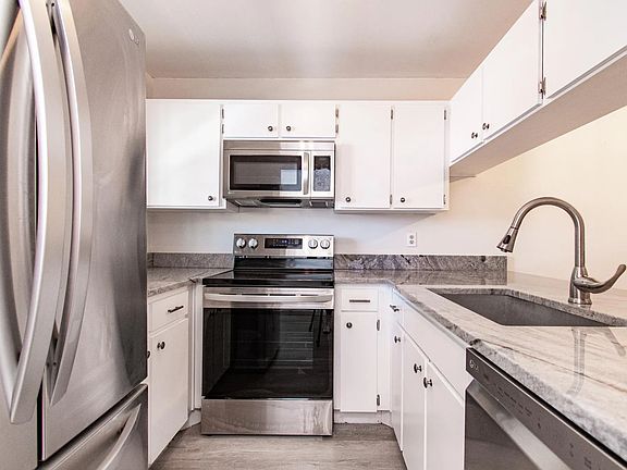 3rd image of 39132 County Road 54 Unit 2180